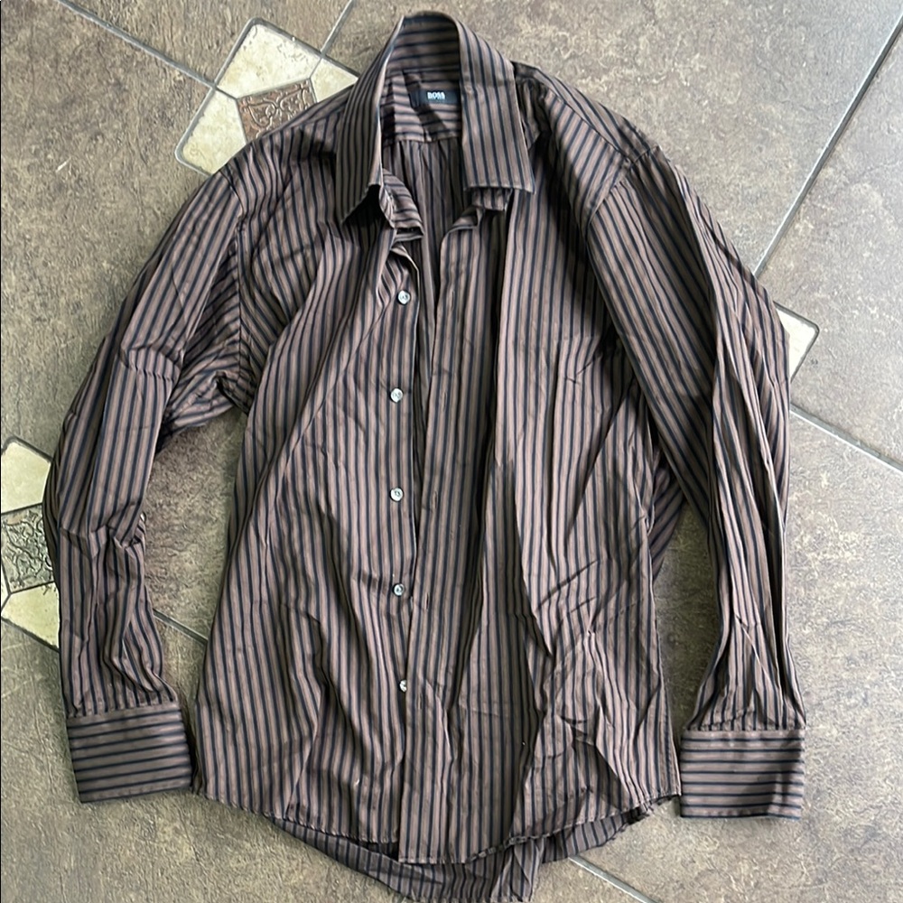 Brown Casual Button Down Shirt with Elegant Stripes